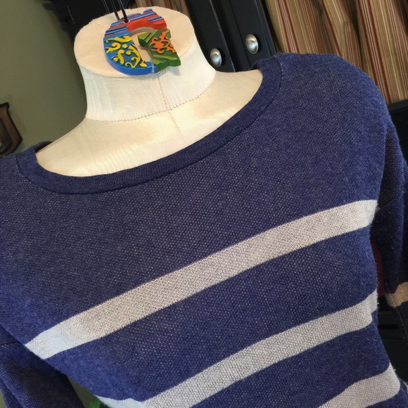 Sweet N Sinful Blue/Tan Stripe Top Size Small - Picture 2 of 5